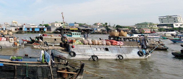 Bềnh bồng chợ nổi Cái Răng ảnh 2