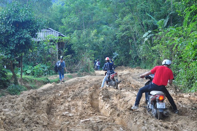 Lạc trôi giữa thác Mây bình yên ảnh 2
