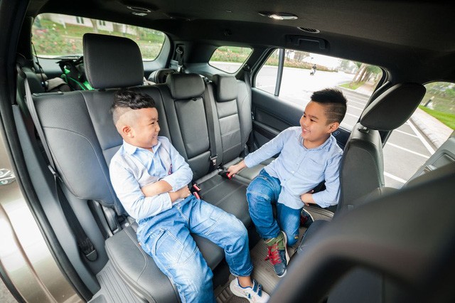 Bí quyết đi du lịch an toàn khi trên xe có trẻ nhỏ ảnh 2