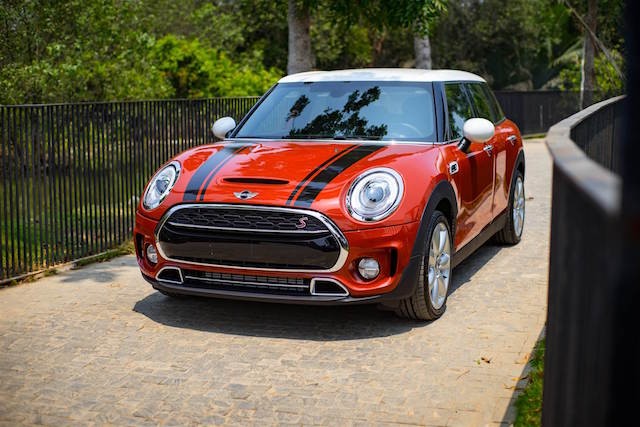 Lo hơn 600 xe tiền tỷ phơi mưa nắng, lãnh đạo cao cấp của BMW AG lại xin gặp Bộ Tài chính  ảnh 1