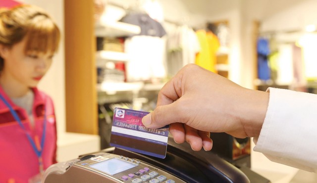 Phòng ngừa rủi ro ngân hàng, từ câu chuyện mã độc tống tiền WannaCry ảnh 1