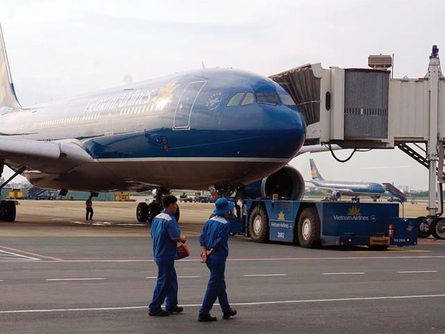 Xin điều chỉnh giá dịch vụ hàng không, ACV đã gửi đi "cả xấp văn bản" ảnh 1