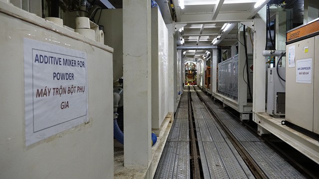 Cận cảnh robot khủng xuyên lòng Sài Gòn gần 20m trong 20 ngày ảnh 9