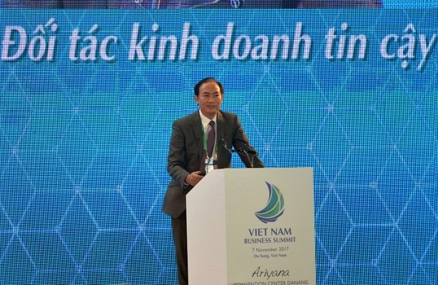 Thủ tướng Nguyễn Xuân Phúc: Chính phủ kiến tạo để doanh nghiệp an tâm kinh doanh ảnh 3