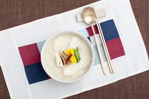 Người Hàn Quốc ăn Tết truyền thống ra sao? ảnh 1