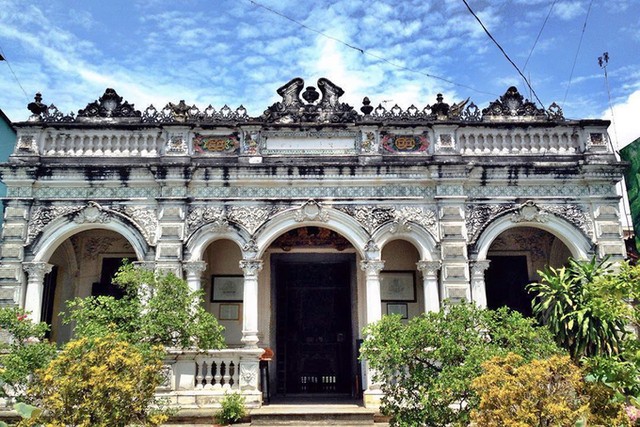 4 ngôi nhà cổ hơn trăm năm tuổi nổi tiếng ở miền Tây ảnh 4