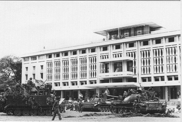 Ký ức về buổi chiều ngày 30/4/1975 lịch sử trong Dinh Độc Lập ảnh 3