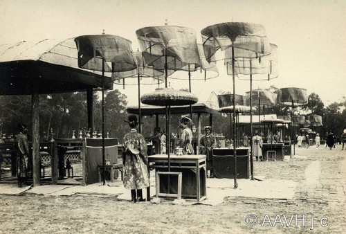 Huế tròn 100 năm trước ảnh 1