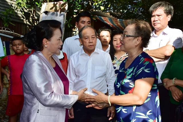 Chủ tịch Quốc hội Nguyễn Thị Kim Ngân làm việc với lãnh đạo tỉnh Thừa thiên Huế ảnh 2