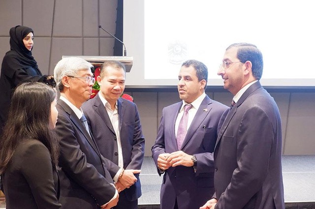 Việt Nam và UAE hướng tới tăng gấp đôi kim ngạch thương mại song phương trong vòng 3 - 5 năm tới ảnh 1