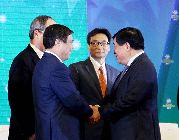 Bộ trưởng Nguyễn Chí Dũng: Trung tâm tài chính TP.HCM phải có tác động tầm quốc gia, quốc tế ảnh 1