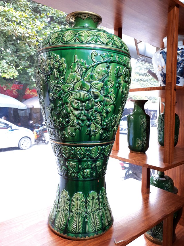 Thị trường gốm phong thủy vào mùa ảnh 2