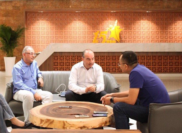 Bán đồng hồ số lượng khủng, Thế Giới Di Động lọt vào “tầm ngắm” hợp tác của Mathey-Tissot ảnh 1