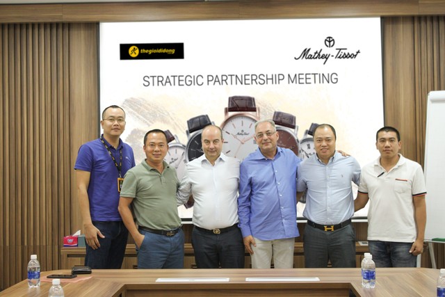 Bán đồng hồ số lượng khủng, Thế Giới Di Động lọt vào “tầm ngắm” hợp tác của Mathey-Tissot ảnh 2