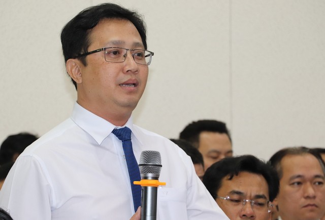 Chủ tịch TP.HCM Nguyễn Thành Phong: Lãnh đạo các Sở phải thông thạo tiếng Anh ảnh 1