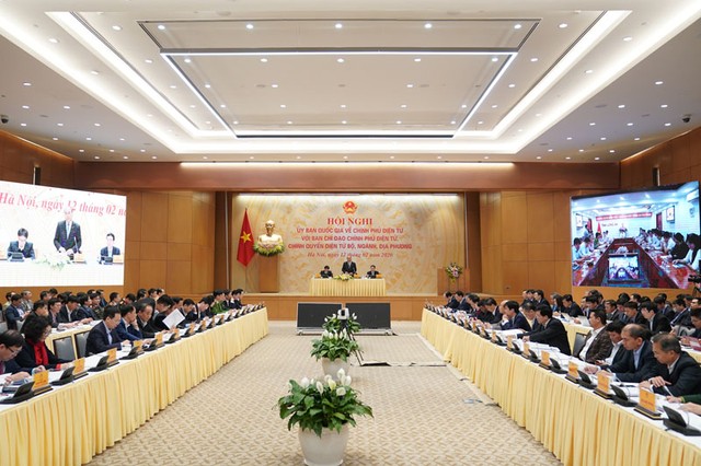 Chính phủ điện tử phải đi liền với cải cách hành chính, giảm biên chế ảnh 1