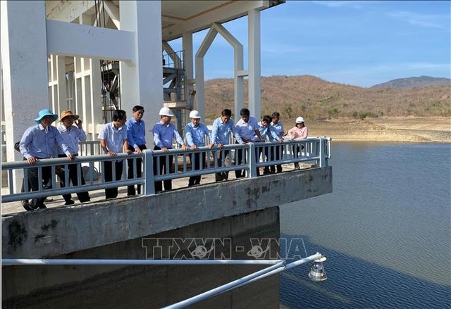 Nhiều hồ chứa tại Ninh Thuận cạn trơ đáy ảnh 2