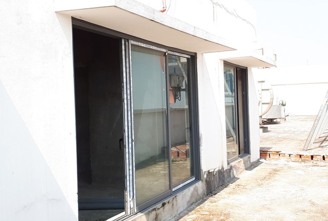 Biến tầng kỹ thuật, áp mái thành căn hộ: Cần xử lý mạnh tay ảnh 1