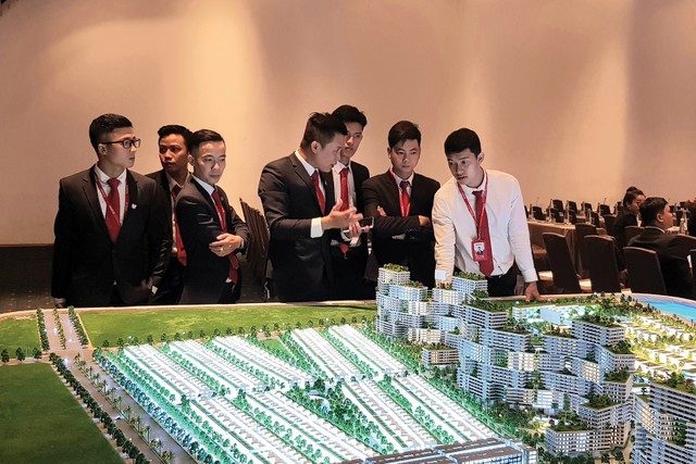 Thực hư chuyện dân bất động sản giảm giá, cắt lỗ vì đại dịch Covid-19 ảnh 1