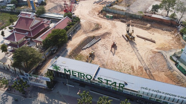 Mục sở thị tiến độ các dự án “ăn theo” tuyến Metro số 1 ảnh 1