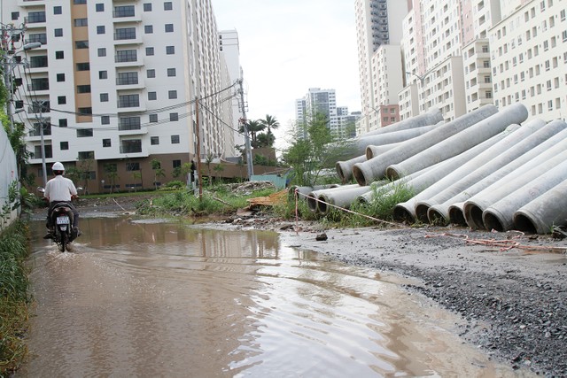 Hàng ngàn căn tái định cư ở TP.HCM bán nhiều lần... vẫn ế ảnh 1