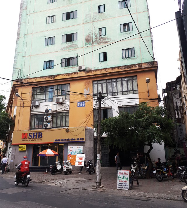 Cấm kinh doanh tầng 1 nhà tái định cư: Lo tình trạng “bắt cóc bỏ đĩa” ảnh 1