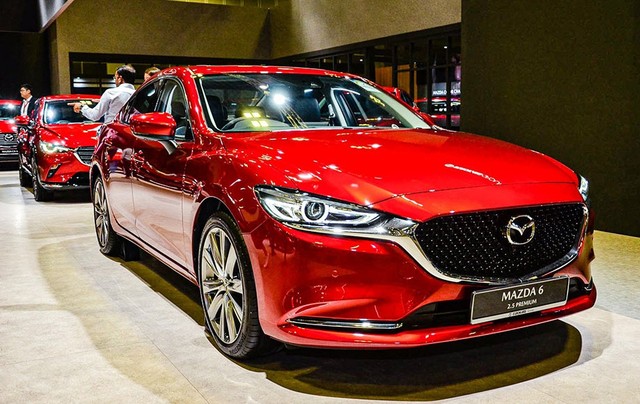 Đại lý cắt khuyến mại khi phí trước bạ ôtô giảm 50% ảnh 1