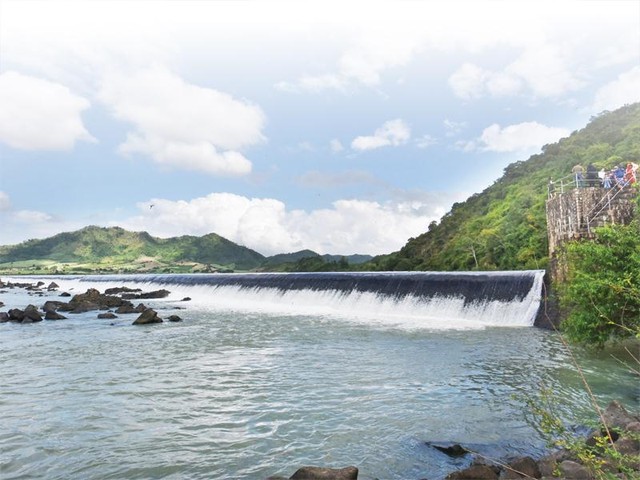 Phú Hòa chuyển mình trên vùng “đất phú, trời yên” ảnh 1