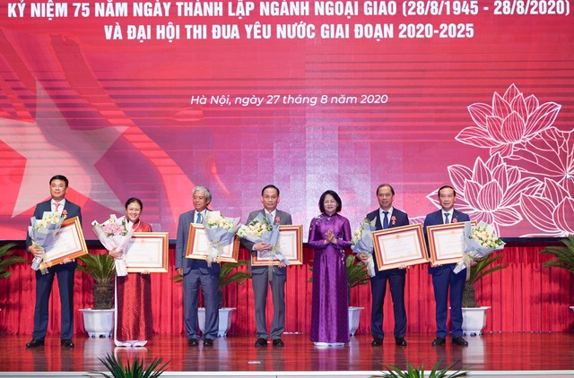 Phát huy tốt nội lực để ‘tiếng chiêng’ ngoại giao Việt Nam mạnh mẽ, vang xa ảnh 4