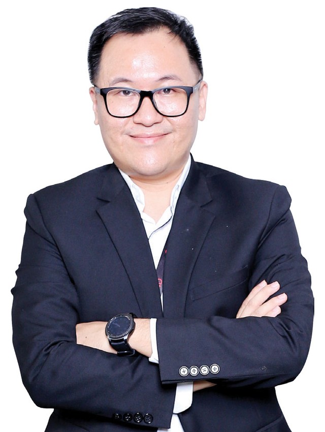 Ông Angus Liew Bing Fooi