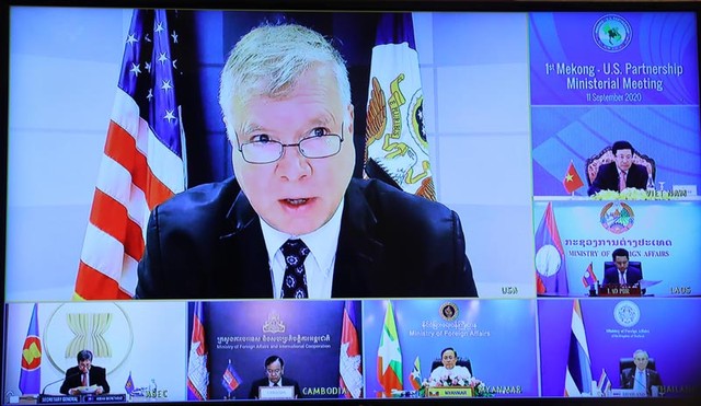 Thứ trưởng thường trực Mỹ Stephen Biegun (thay mặt Ngoại trưởng Michael Pompeo) dự Hội nghị Bộ trưởng Quan hệ đối tác Mekong - Mỹ lần thứ nhất Thứ trưởng thường trực Mỹ Stephen Biegun (thay mặt Ngoại trưởng Michael Pompeo) dự Hội nghị Bộ trưởng Quan hệ đối tác Mekong - Mỹ lần thứ nhất