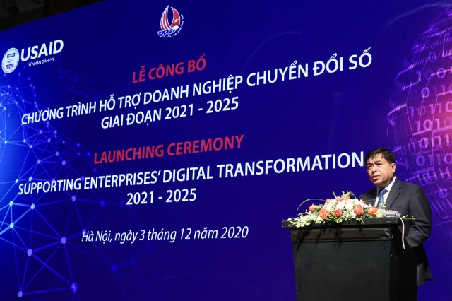 Bộ trưởng Nguyễn Chí Dũng khẳng định, các doanh nghiệp Việt Nam đã duy trì tinh thần đổi mới sáng tạo, tự lực, tự cường