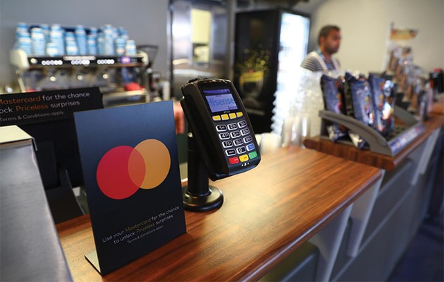 Cùng các đối tác chỉnh phủ, ngân hàng, Fintech, doanh nghiệp..., Mastercard đang nỗ lực đóng góp vào sự phát triển tài chính toàn diện tại Việt Nam