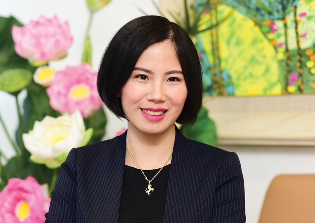 Bà Nguyễn Thuỳ Dương, Chuyển đổi số tại các ngân hàng trên thế giới Bà Nguyễn Thuỳ Dương, Chuyển đổi số tại các ngân hàng trên thế giới