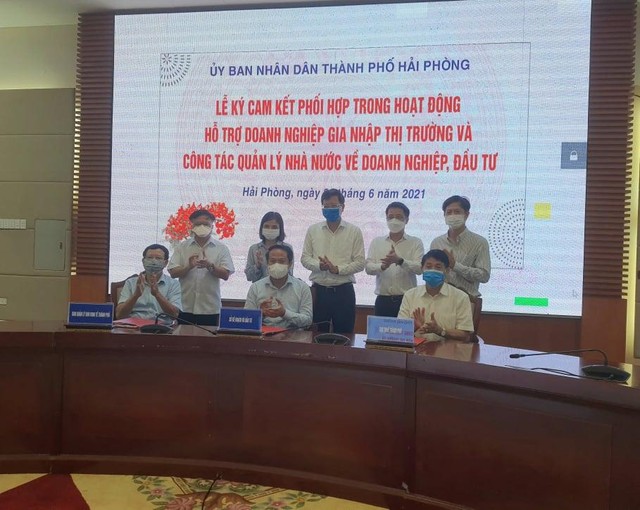 Ký bản cam kết phối hợp trong hoạt động hỗ trợ doanh nghiệp gia nhập thị trường và công tác quản lý nhà nước về doanh nghiệp, đầu tư giữa Sở Kế hoạch và Đầu tư – Ban Quản lý Khu kinh tế - Cục Thuế Thành phố