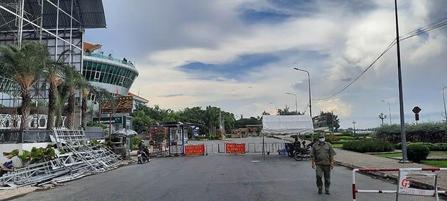 Áp dụng biện pháp phong tỏa khách sạn Ninh Kiều Riverside Cần Thơ từ 11 giờ ngày 12/7 cho đến khi có thông báo mới để đảm bảo công tác phòng, chống dịch COVID-19