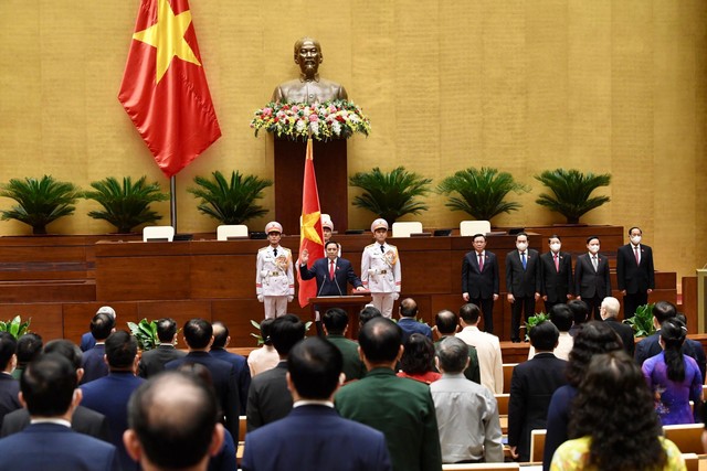 Thủ tướng nhấn mạnh, Chính phủ và cá nhân ông nguyện cống hiến hết sức mình phụng sự Tổ quốc, phục vụ Nhân dân (Ảnh: Nhật Bắc)