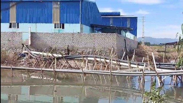 Công ty Ngọc Sơn xả thải ra môi trường trong thời gian đang bị tạm dừng hoạt động Công ty Ngọc Sơn xả thải ra môi trường trong thời gian đang bị tạm dừng hoạt động