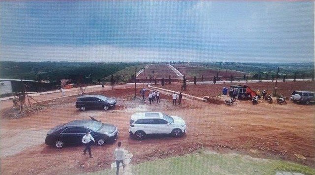 Các tổ chức, cá nhân phân lô đất nền tại Thành phố Bảo Lộc, tỉnh Lâm Đồng rồi rao bán như dự án trên mạng xã hội. Các tổ chức, cá nhân phân lô đất nền tại Thành phố Bảo Lộc, tỉnh Lâm Đồng rồi rao bán như dự án trên mạng xã hội.