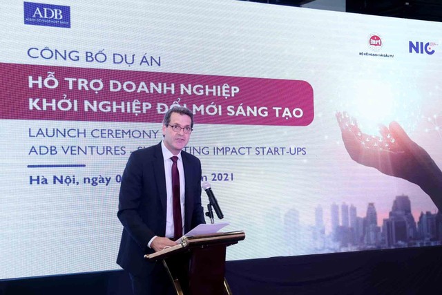 Ông Andrew Jeffries, Giám đốc Quốc gia, ADB tại Việt Nam chia sẻ, tầm nhìn của ADB Ventures là thu hút hơn 1 tỷ USD vốn rủi ro vào năm 2030