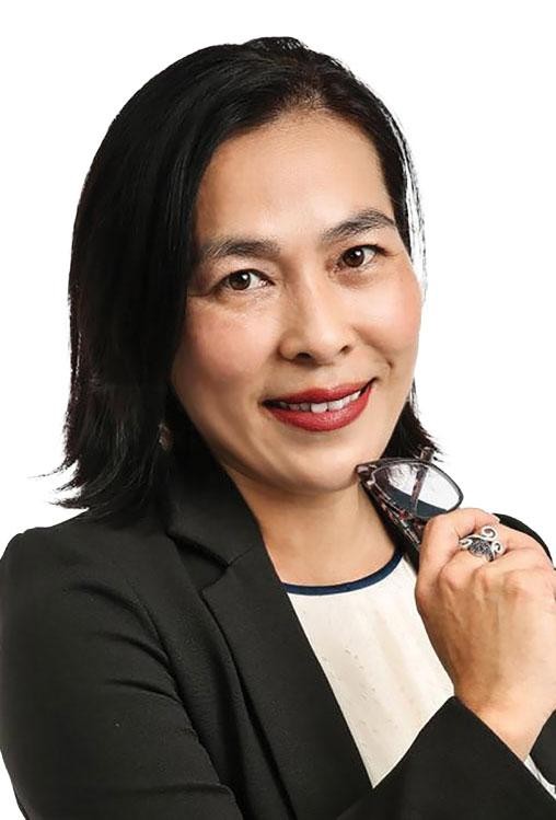 Bà Huỳnh Bửu Trân, Giám đốc điều hành KCN Việt Nam