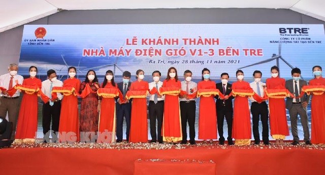 Lễ khánh thành Nhà máy Điện gió V1-3 Bến Tre (ảnh: Báo Đồng Khởi online)