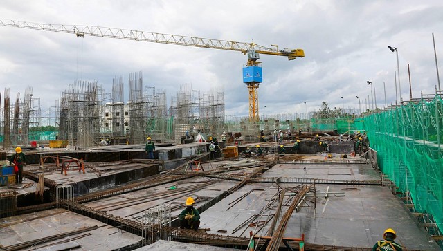 Công nhân Coteccons làm việc tại công trường (Nguồn: CTD).