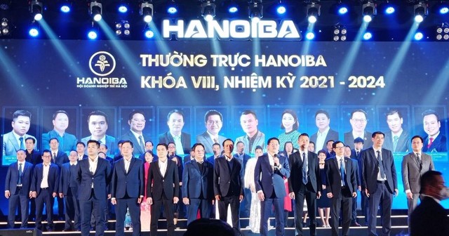 Ban thường trực Hội Doanh nghiệp trẻ Hà Nội khóa VIII ra mắt