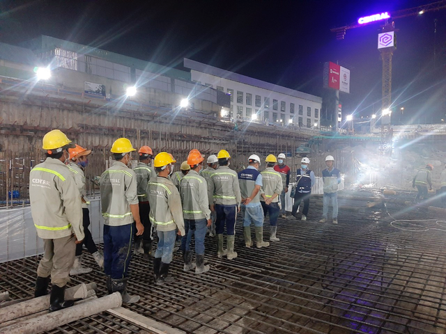 Dự án Astral City đẩy nhanh tiến độ thi công 3 ca/ngày