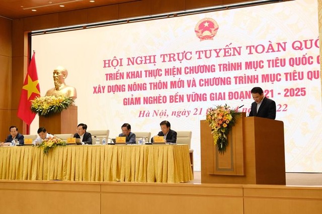 Thứ trưởng Bộ Kế hoạch và Đầu tư Trần Quốc Phương nhấn mạnh 6 nhiệm vụ trọng tâm cần tập trung thực hiện trong năm 2022 để triển khai hiệu quả công tác quản lý, tổ chức thực hiện các chương trình mục tiêu quốc gia giai đoạn 2021-2025. (Ảnh: Hồ Hạ)