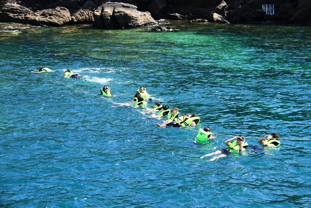 Khách du lịch quốc tế bắt đầu quay trở lại. Ảnh: Thành Nguyễn