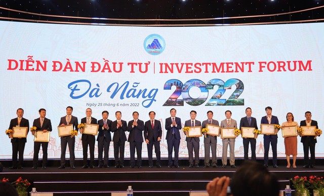 Tại Diễn đàn đầu tư Đà Nẵng 2022, TP.Đà Nẵng đã cấp chứng nhận đầu tư cho nhiều dự án.