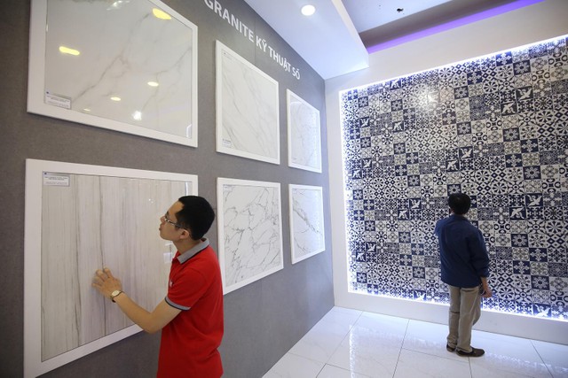 Dòng vốn tín dụng cho cá nhân, hộ gia đình vay để xây nhà, sửa nhà, mua nhà tăng cao. Ảnh: Dũng Minh