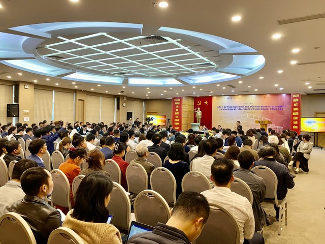 Đông đảo doanh nghiệp dự hội thảo "Góp ý Dự thảo Nghị định sửa đổi Nghị định số 95/2021/NĐ-CP và Nghị định 83/2014/NĐ-CP về kinh doanh xăng dầu tại VCCI, sáng 14/2/2023.